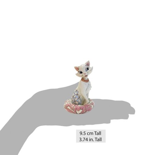 Alternative view of Disney Traditions – Duchess – Figurine